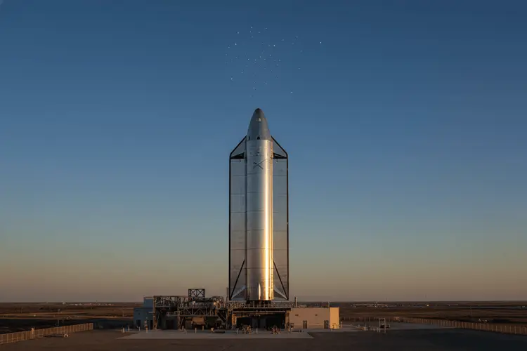 SpaceX plant Börsengang mit 556 Millionen Aktien zu 135 Dollar