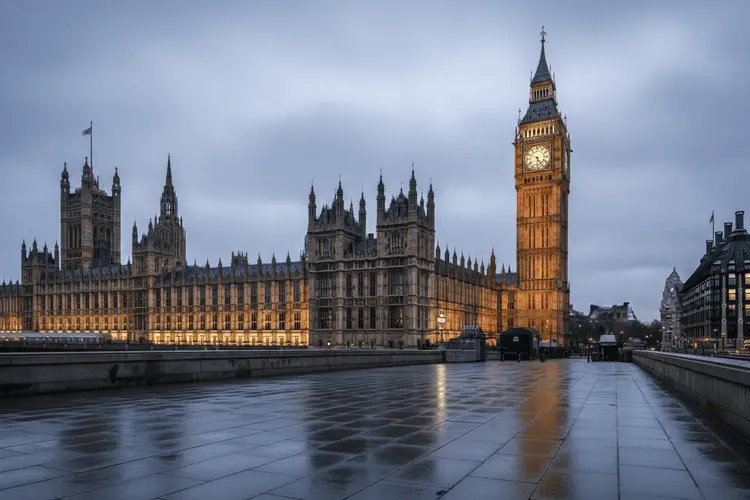 Britisches Steuersystem: Grenzsteuersätze von 62 Prozent und mehr