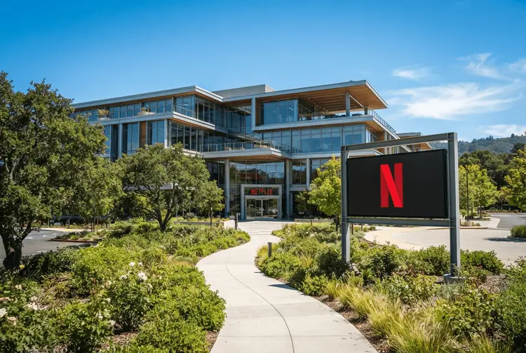 Netflix-Aktie: Kurs fällt nach jedem der letzten vier Quartalsberichte