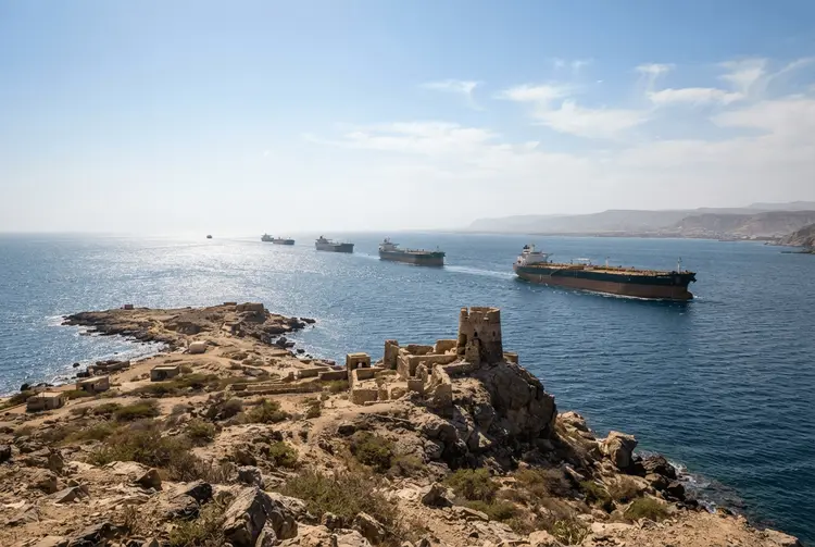 Huthi-Rebellen erobern strategische Insel – Ölmärkte unter Druck