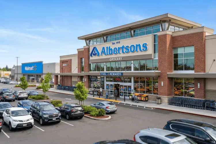 Albertsons setzt Jahresprognose aus und startet umfassende Geschäftsüberprüfung