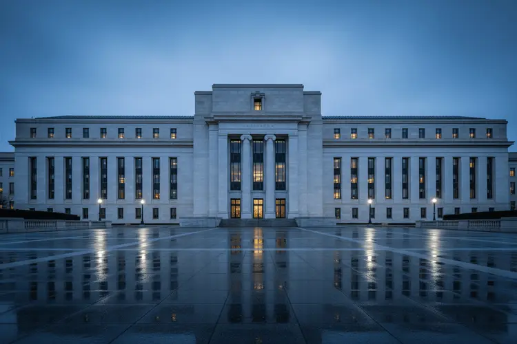 Jerome Powell bleibt im Fed-Gouverneursrat trotz Amtszeit-Ende