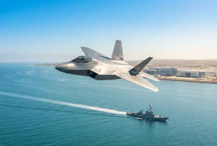 Boeing sichert sich Marinevertrag über 20 Milliarden Dollar