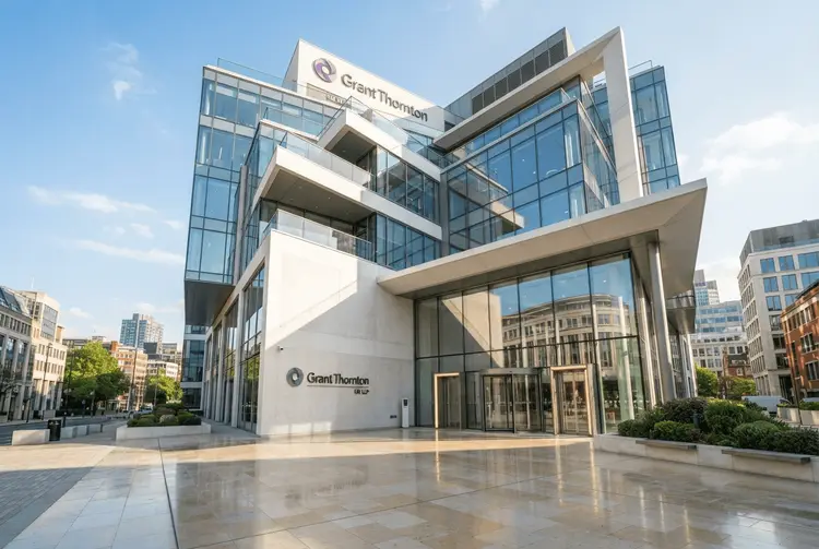 Grant Thornton lockt Absolventen mit 40.000 Pfund und Golden Hello