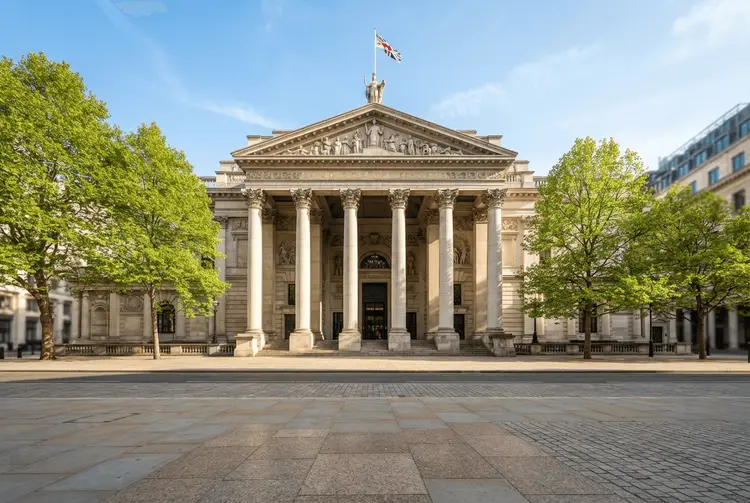 BOE streicht Verkauf langfristiger britischer Staatsanleihen bis 2034