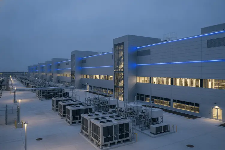 Amazon-Aktie springt 14%: Cloud-Boom rechtfertigt massive KI-Investitionen