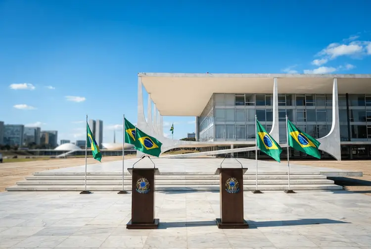 Brasilien vor der Wahl: Lula und Bolsonaro im Kopf-an-Kopf-Rennen
