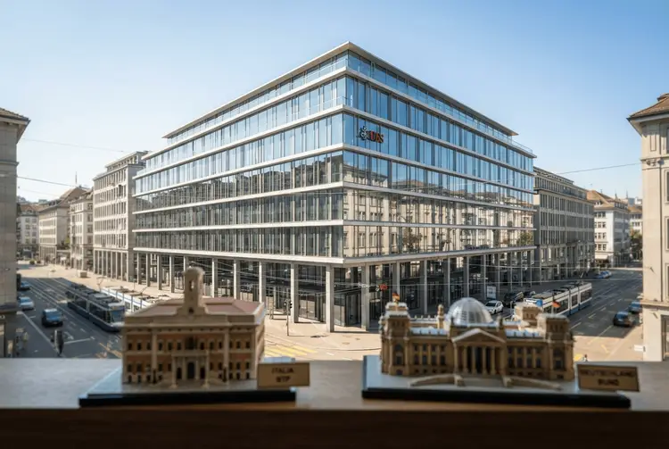 UBS eröffnet Short-Trade gegen italienische BTPs bei Anleihen-Turbulenzen