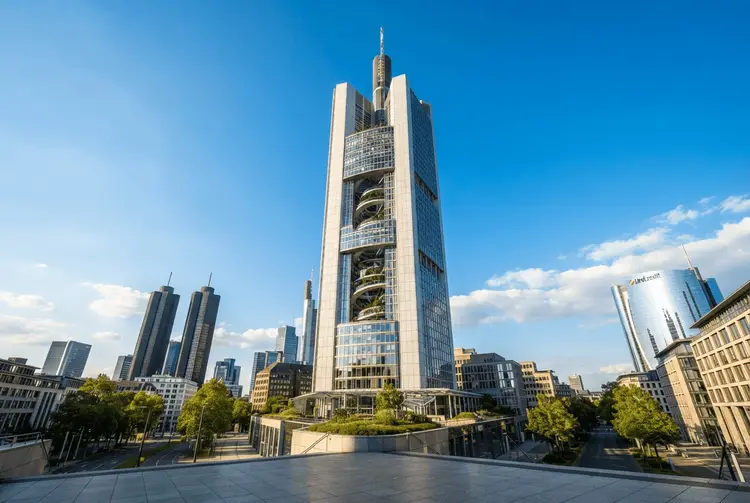 Commerzbank unter Druck: Deutsche Bank streicht Kaufempfehlung