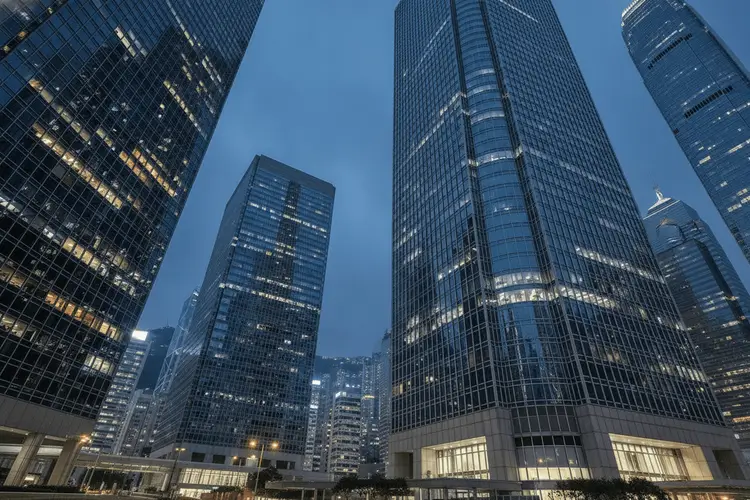 Hang Seng feststeckend: Konsolidierung zwischen 25.600 und 26.000 Punkten
