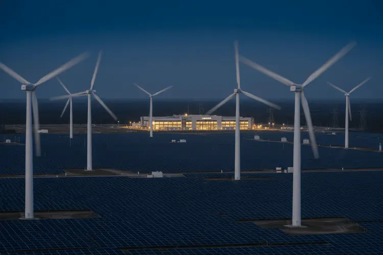 NextEra Energy sammelt 2 Milliarden Dollar für Energieprojekte ein