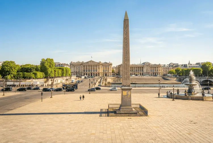 Frankreich: Studentenproteste und Anleihemärkte setzen Regierung unter Druck