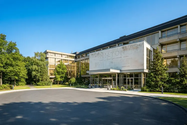 Luxushotel Frankfurt Gravenbruch ist insolvent – Hilton-Schilder abgeschraubt