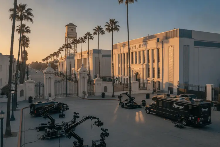 Paramount Skydance hebt EBITDA-Prognose an und bleibt WBD-Fusion zuversichtlich