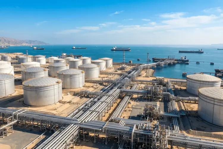 Ölpreise steigen weiter: Iran-Gespräche stocken, saudische Ölflüsse erholen sich