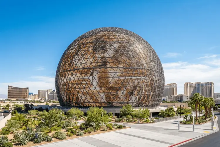 Oprah Winfrey bringt immersive Show in die Las Vegas Sphere