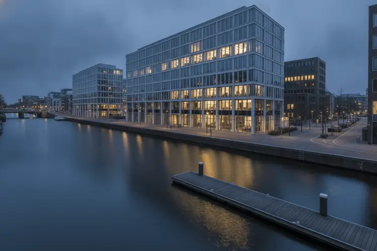 Mews erhält E-Geld-Lizenz und revolutioniert Hotelfinanzierung im EWR