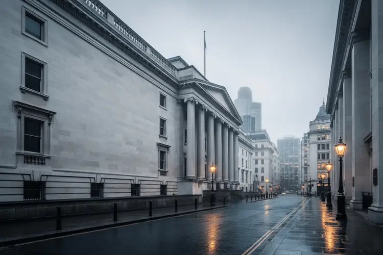 Barclays: Bank of England hält Zinsen im März bei 3,75%