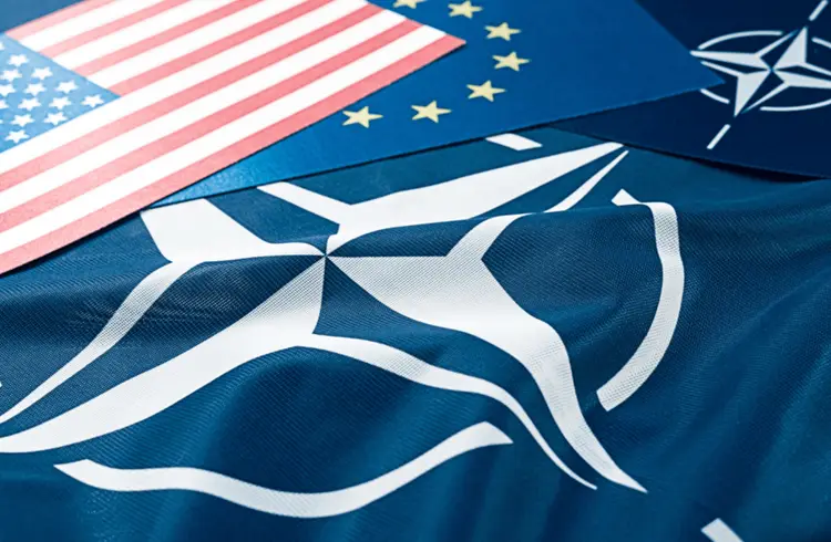 Europa schwächt sich, USA stärken Militärindustrie