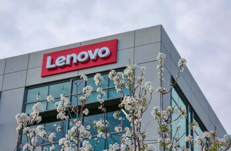 Lenovo spaltet Medion auf und zieht sich zurück