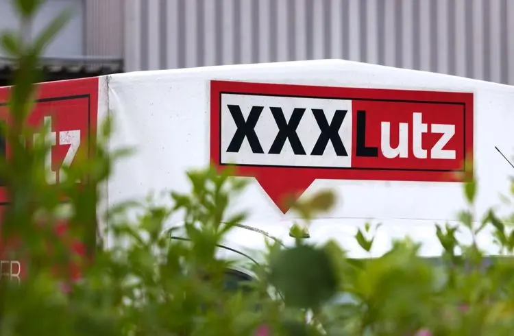 XXXLutz plant Übernahme der Porta Gruppe