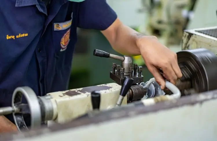 Eurozonen-Industrie rutscht weiter ab