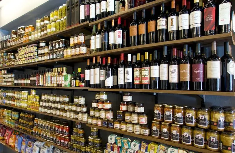 Mehrwegflaschen für Wein jetzt im Supermarkt