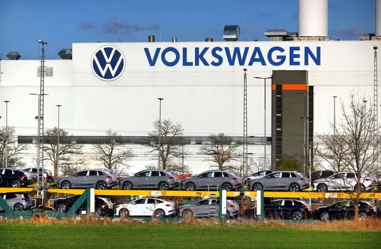  Aktionäre kritisieren VW-Führung und Aufsichtsrat