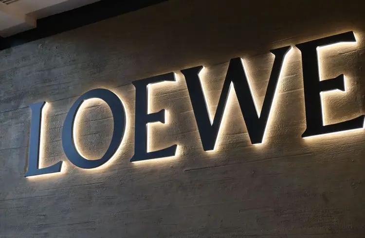 Loewe setzt auf Luxus mit Kopfhörern