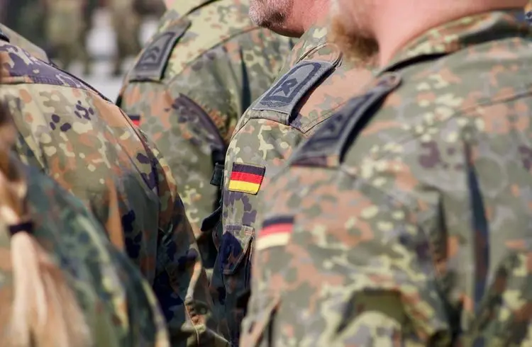 Streit um Wehrdienst spaltet die Koalition