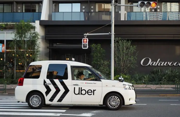 Uber plant weltweiten Einsatz von 20.000 Robotaxis