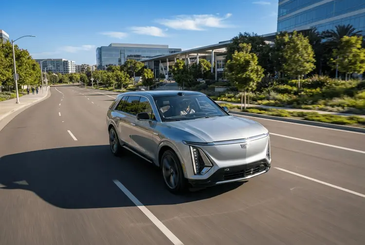 GM-Chefin Barra: Autonomes Fahren ohne Hände und Augen bis 2028