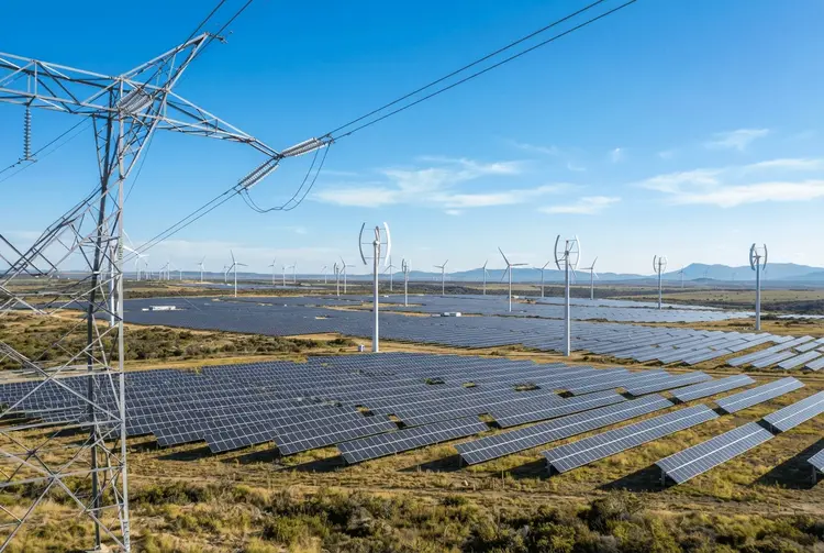 SpaceX treibt Stromnachfrage: Brookfield Renewable als Profiteur im Fokus