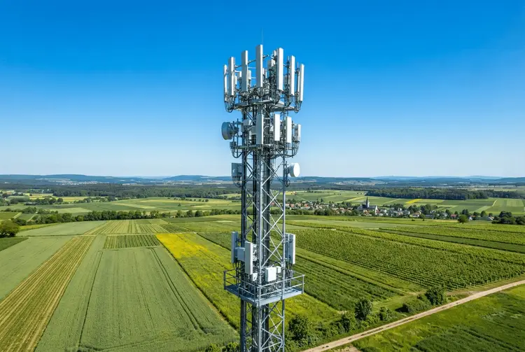 SpaceX-Mobilfunkpläne treiben Aktien von Funkmastbetreibern stark an