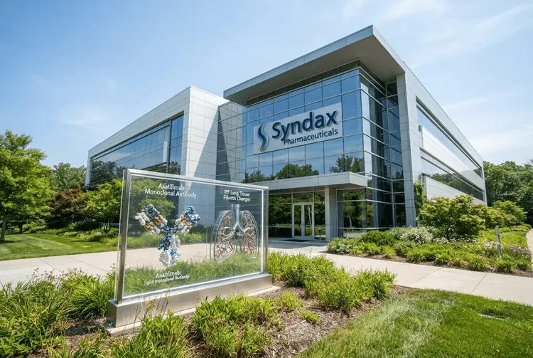 Syndax Pharmaceuticals: Aktie stürzt nach gescheiterter IPF-Studie ab