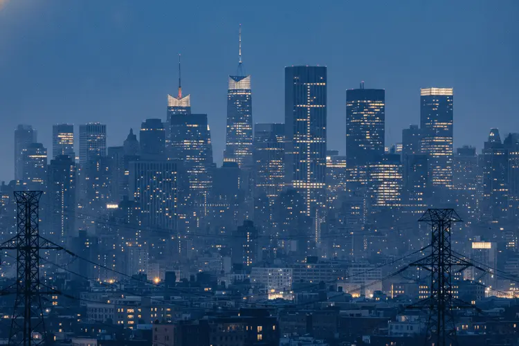 New Yorks Stromreserven schrumpfen – Versorgungssicherheit in Gefahr