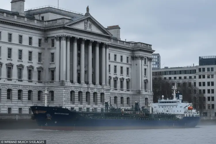 Britisches Pfund unter Druck: Märkte preisen BoE-Politik falsch ein
