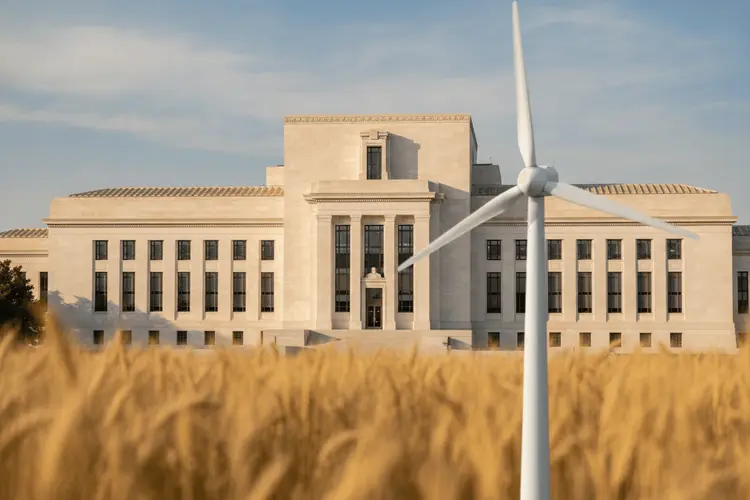 Globale Anleiherenditen sinken: Ölpreisrückgang dämpft Inflationssorgen vor Fed-Entscheidung