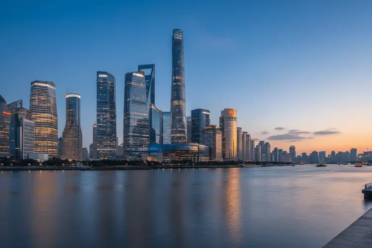 Globale Banken heben Yuan-Prognosen an – Exportstärke treibt Aufwertung