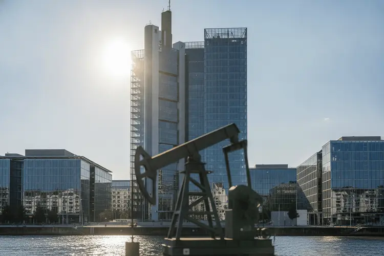 EZB vor Sommerpause: Wie reagiert sie auf Ölpreisanstieg?