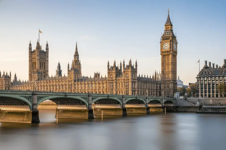 Allianz und Royal London setzen trotz Marktturbulenzen auf britische Gilts