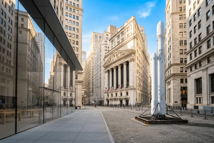 Dow Jones steigt trotz Tech-Abverkauf – SpaceX und Apple im Fokus