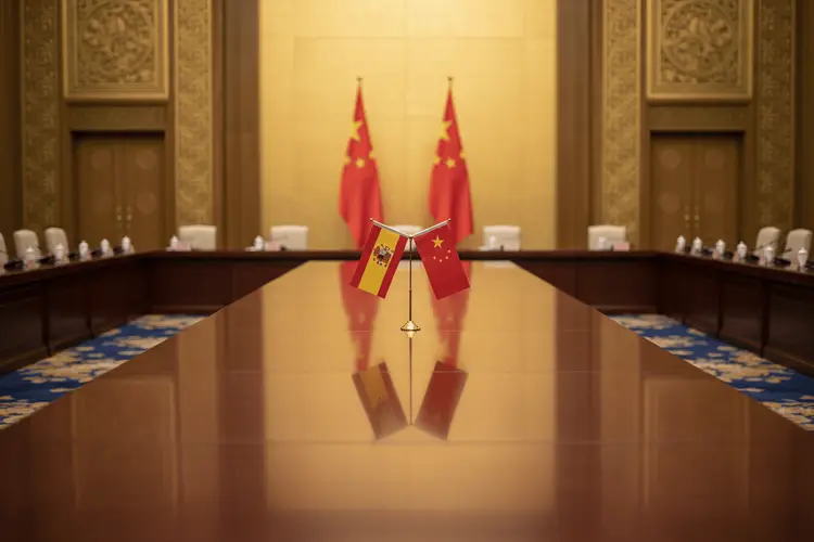 Xi und Sanchez bekräftigen engere Beziehungen in zerfallender Weltordnung