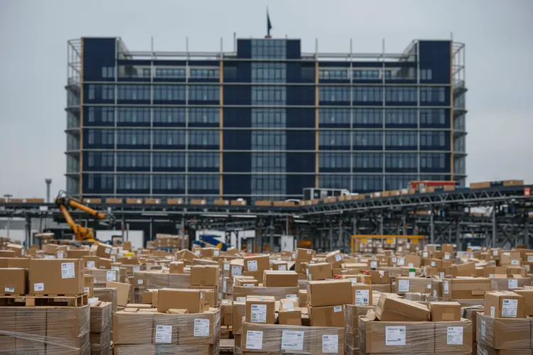 EU besteuert Shein, Temu und AliExpress mit neuer Paketgebühr
