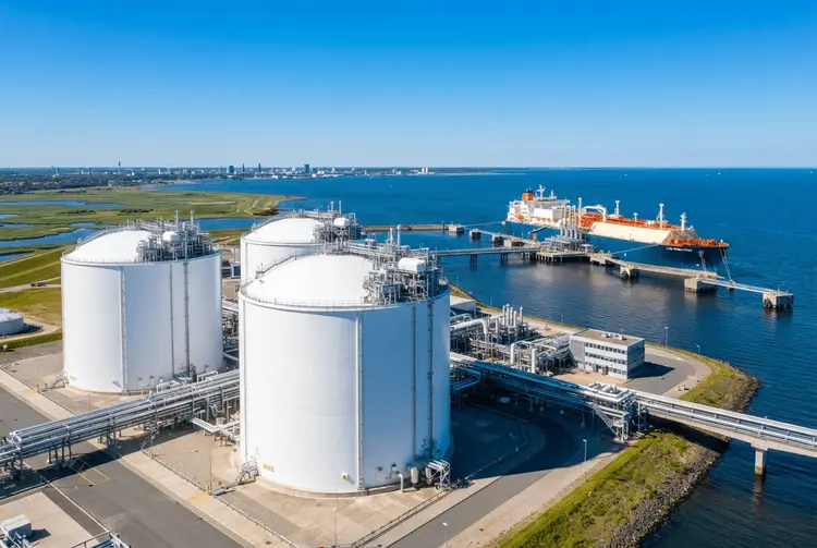 Energiepreise steigen: Geopolitik und Wetter belasten europäische Märkte