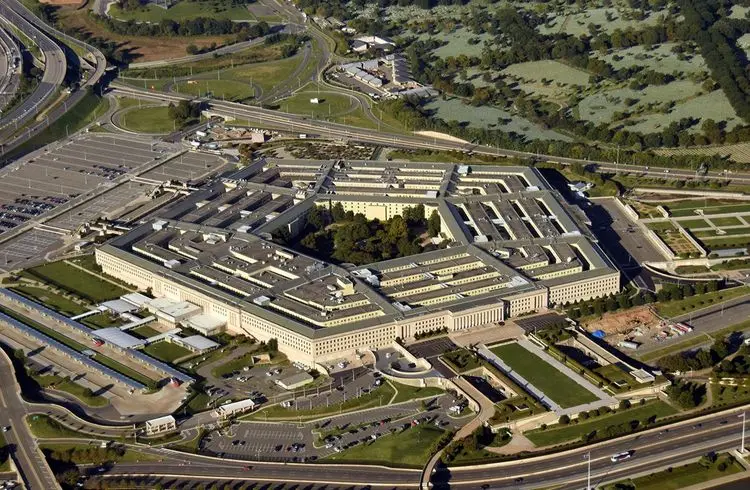 Pentagon teilt 9-Milliarden-Dollar-Cloud-Computing-Vertrag unter Tech-Giganten auf