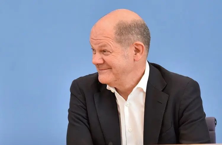 Scholz eröffnet IAA mit Lob für Autoindustrie