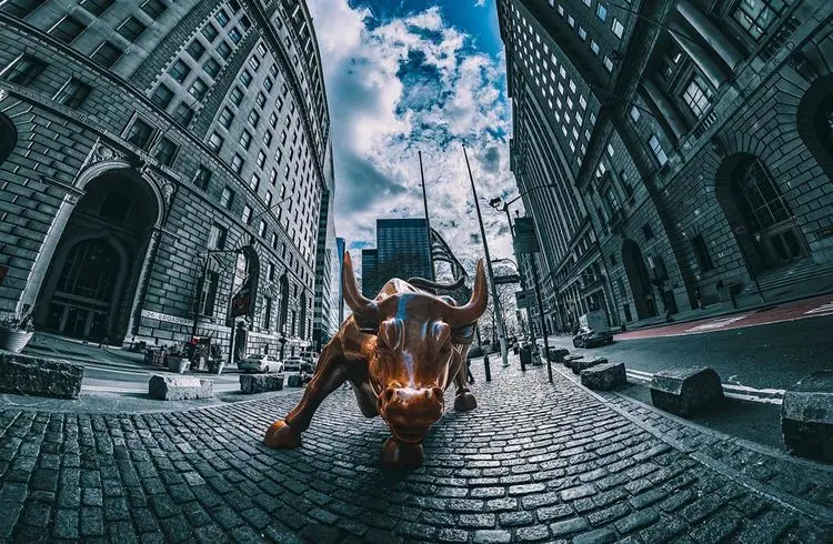 Europäische Aktien und Aktienfutures an der Wall Street legen zu