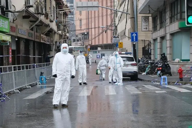 China ächzt unter "Covid"-Lockdown