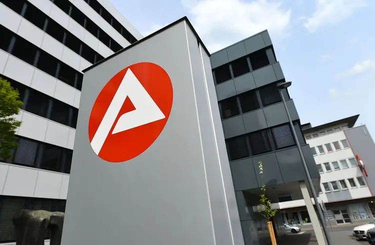 Drei Millionen Erwerbslose wollen arbeiten